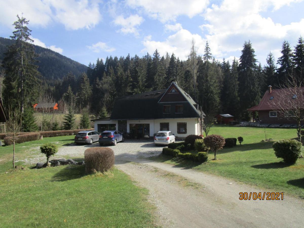 Penzion Pod Dobakom Lazisko Exterior foto