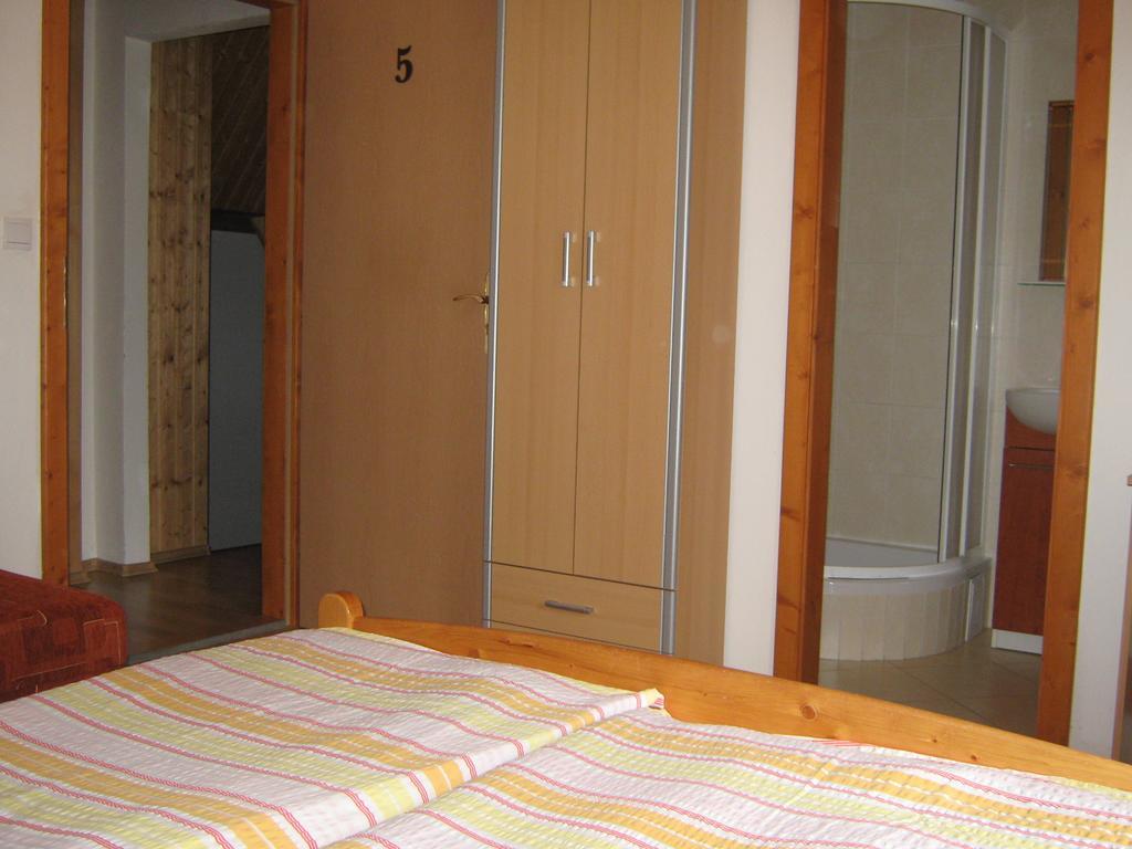 Penzion Pod Dobakom Lazisko Exterior foto